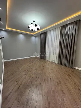 Satılır 3 otaqlı mənzil 135 m²