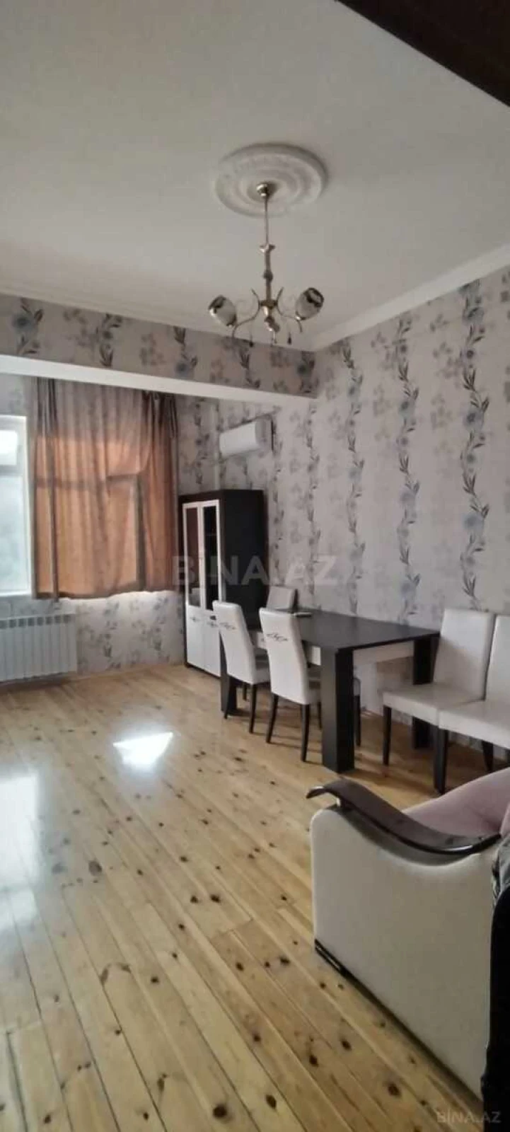Satılır 2 otaqlı mənzil 56 m²