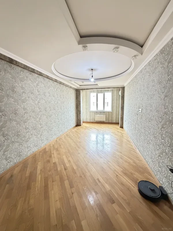 Satılır 3 otaqlı mənzil 112 m²