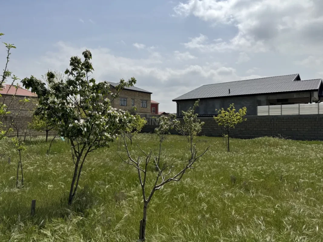Satılır torpaq sahəsi 8 m²