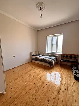 Satılır 4 otaqlı həyət evi 156 m²
