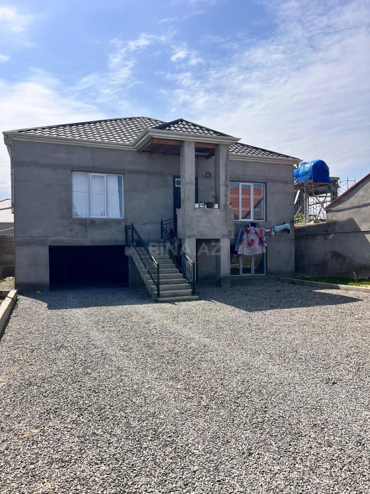 Satılır 4 otaqlı həyət evi 156 m²