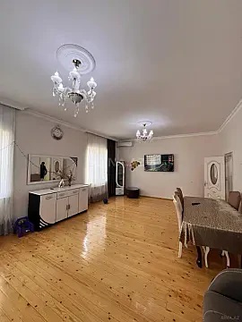Satılır 4 otaqlı həyət evi 156 m²