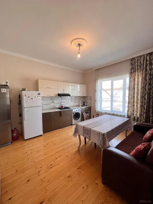 Satılır 4 otaqlı həyət evi 156 m²