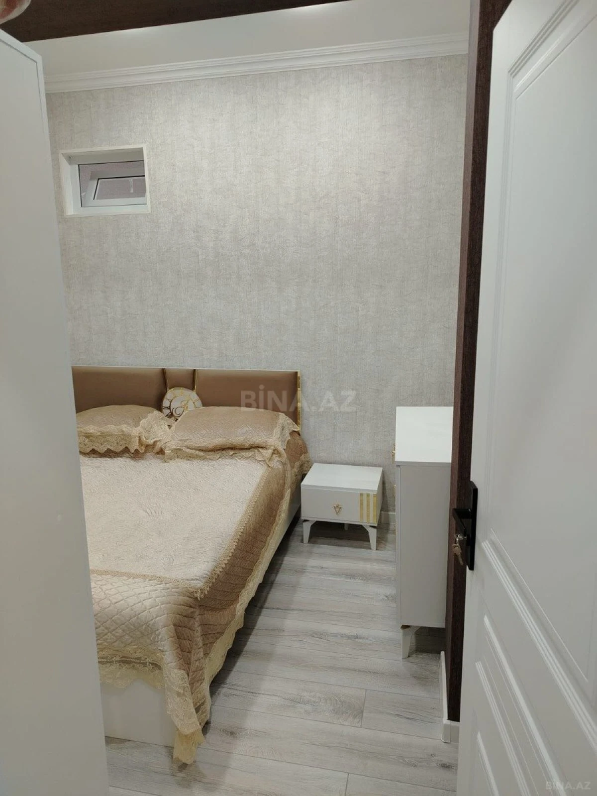 Satılır 3 otaqlı mənzil 73.3 m²