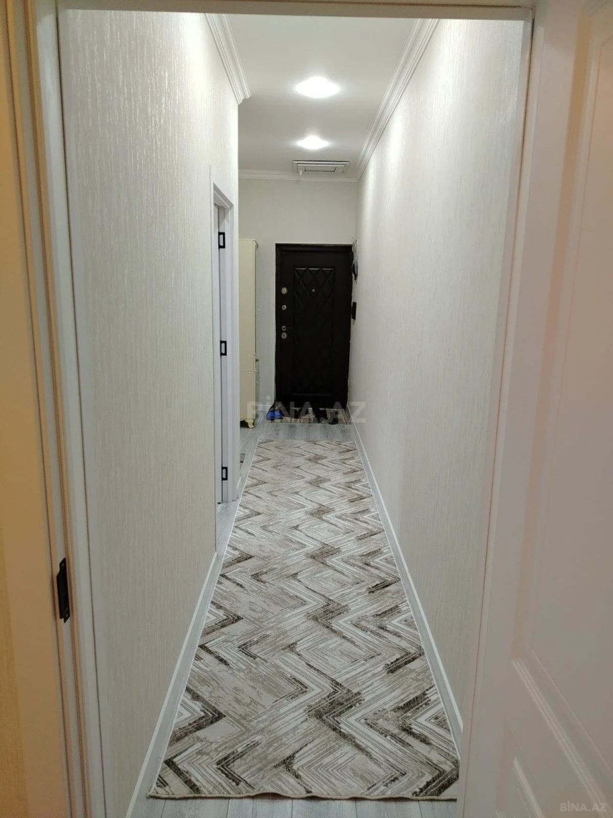 Satılır 3 otaqlı mənzil 73.3 m²