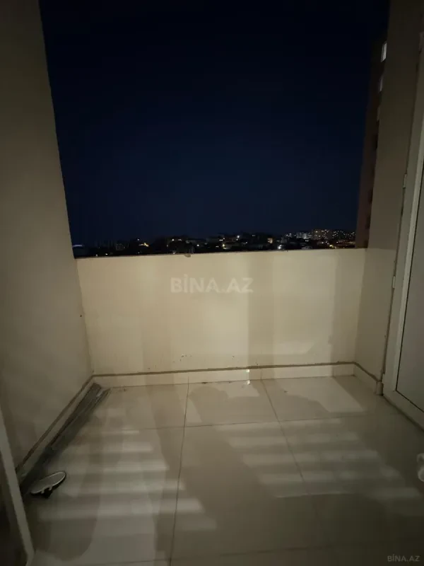 Satılır 3 otaqlı mənzil 126 m²
