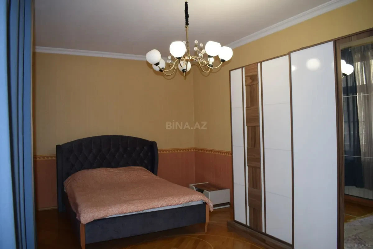 Kirayə verilir 3 otaqlı mənzil 145 m²