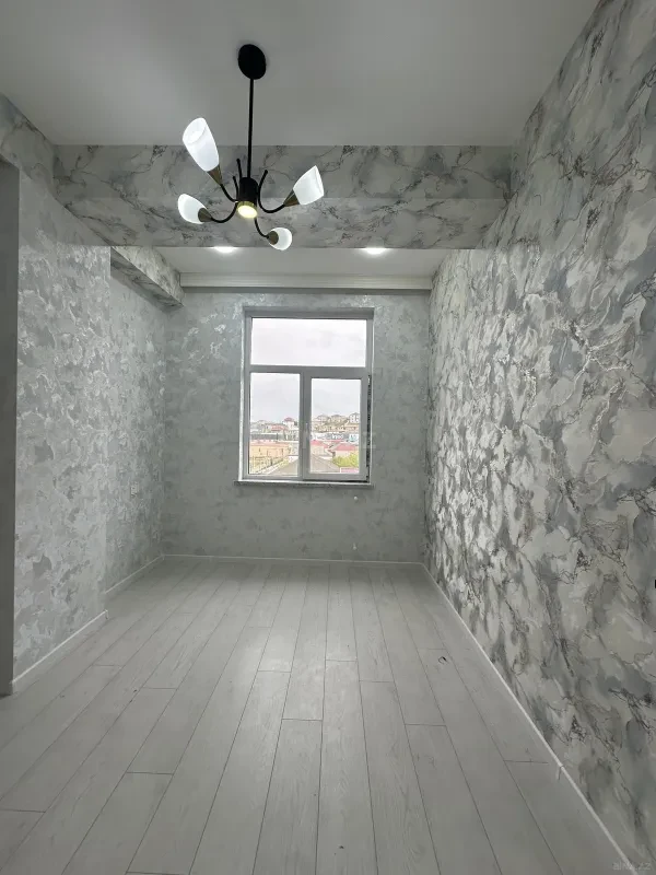Satılır 2 otaqlı mənzil 49 m²