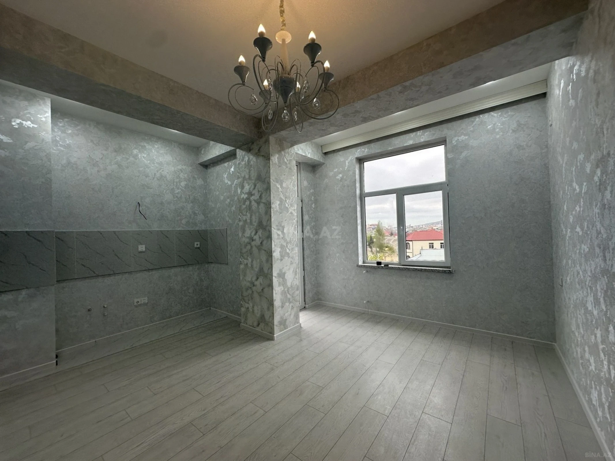 Satılır 2 otaqlı mənzil 49 m²