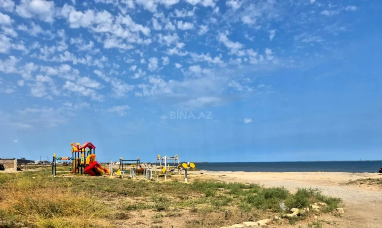 Satılır 6 otaqlı həyət evi 162 m²