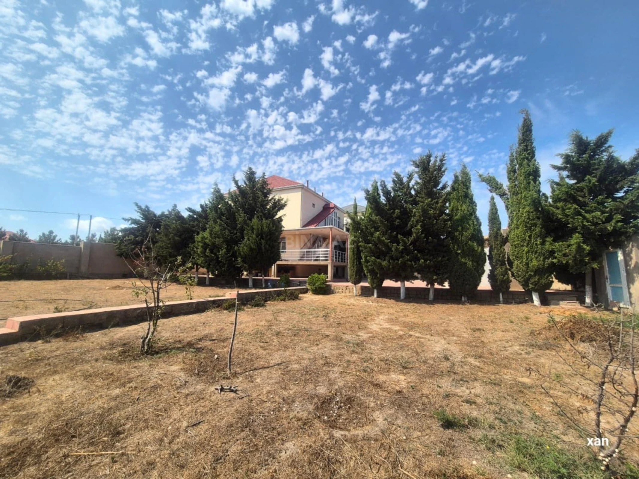 Satılır 6 otaqlı həyət evi 162 m²