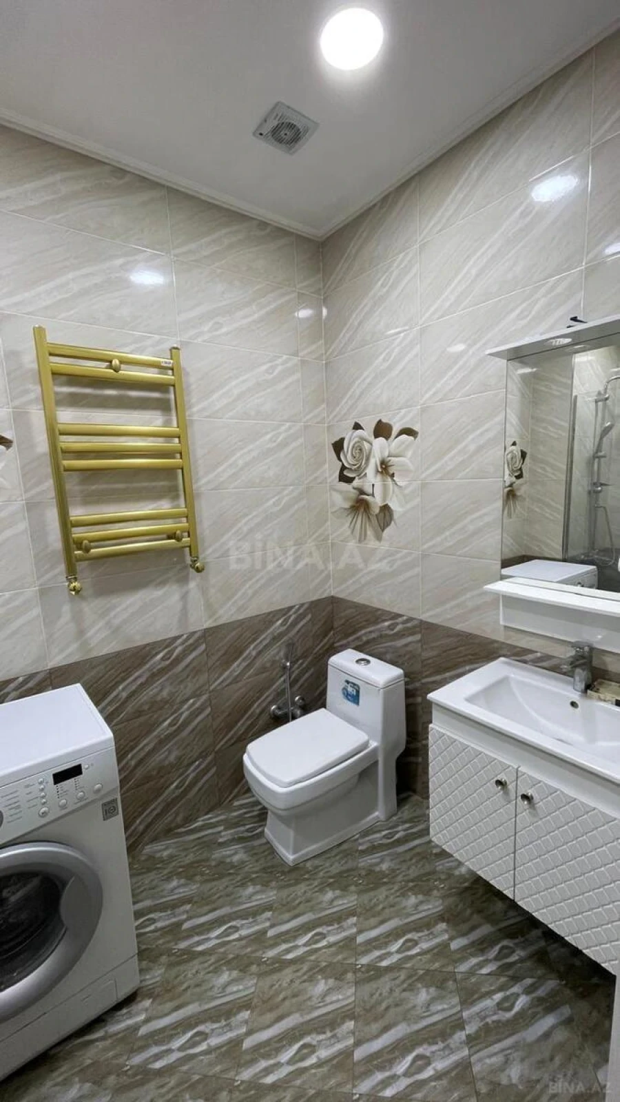 Kirayə verilir 2 otaqlı mənzil 64 m²