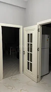 Kirayə verilir 2 otaqlı mənzil 64 m²