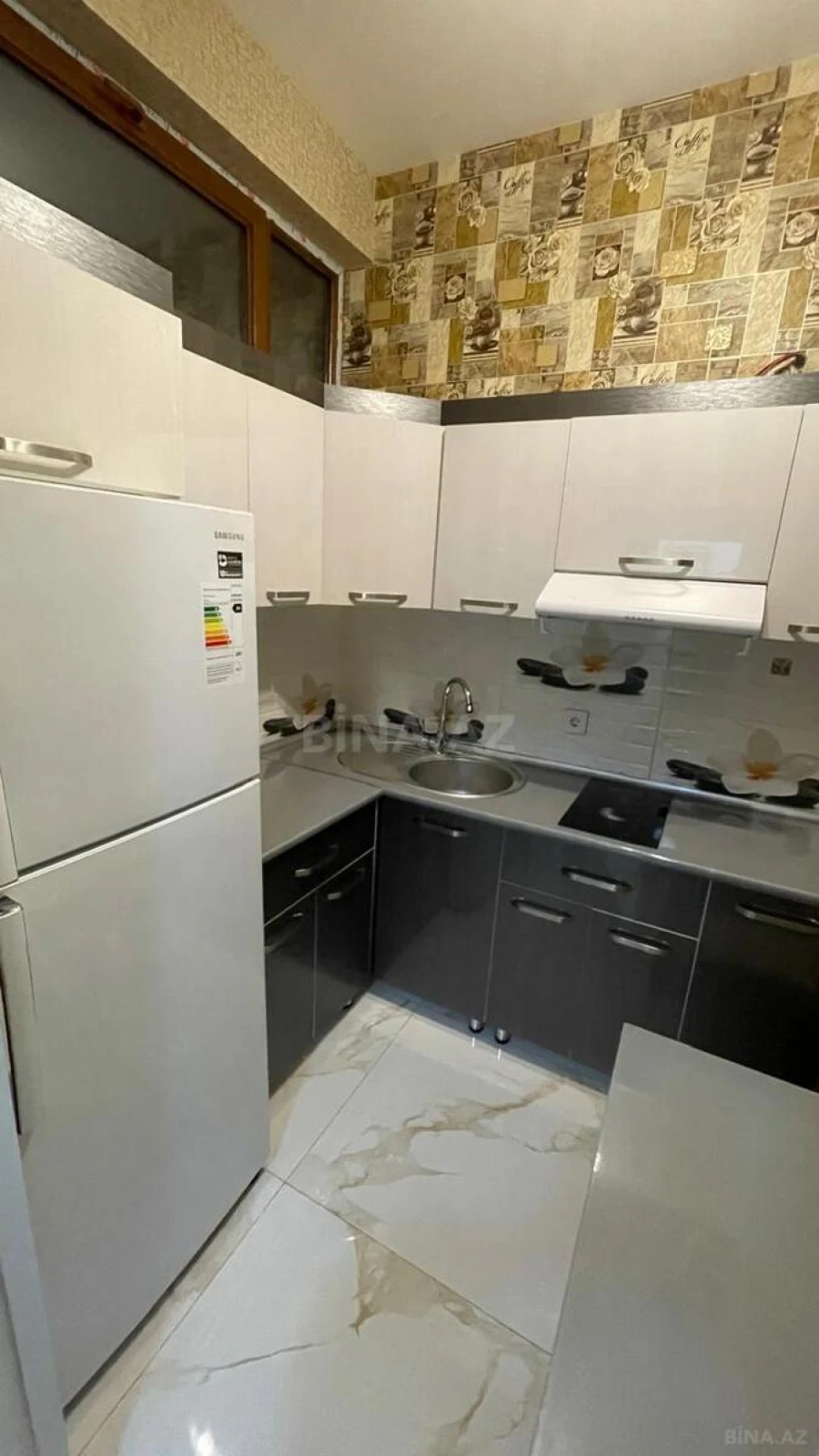 Kirayə verilir 2 otaqlı mənzil 64 m²