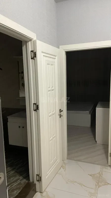 Kirayə verilir 2 otaqlı mənzil 64 m²