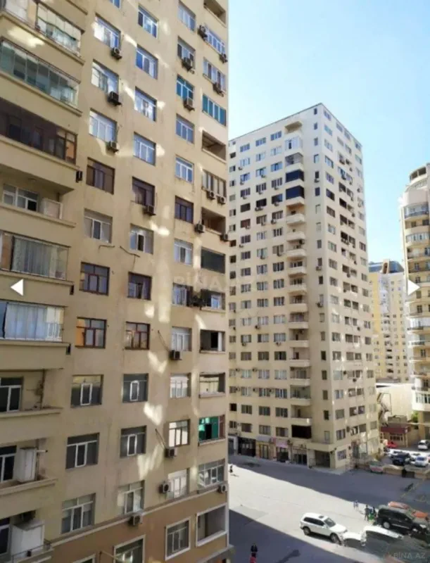 Kirayə verilir 2 otaqlı mənzil 90 m²