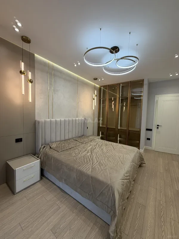Satılır 3 otaqlı mənzil 103 m²