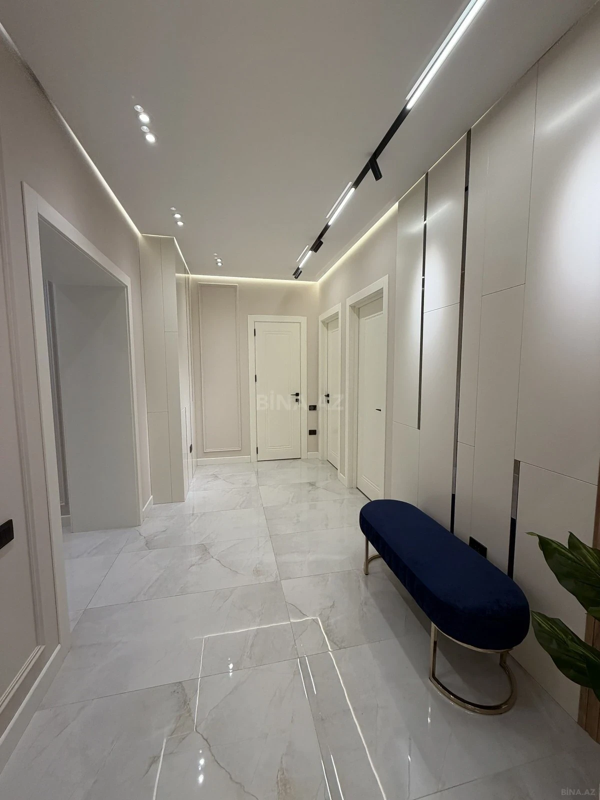 Satılır 3 otaqlı mənzil 103 m²