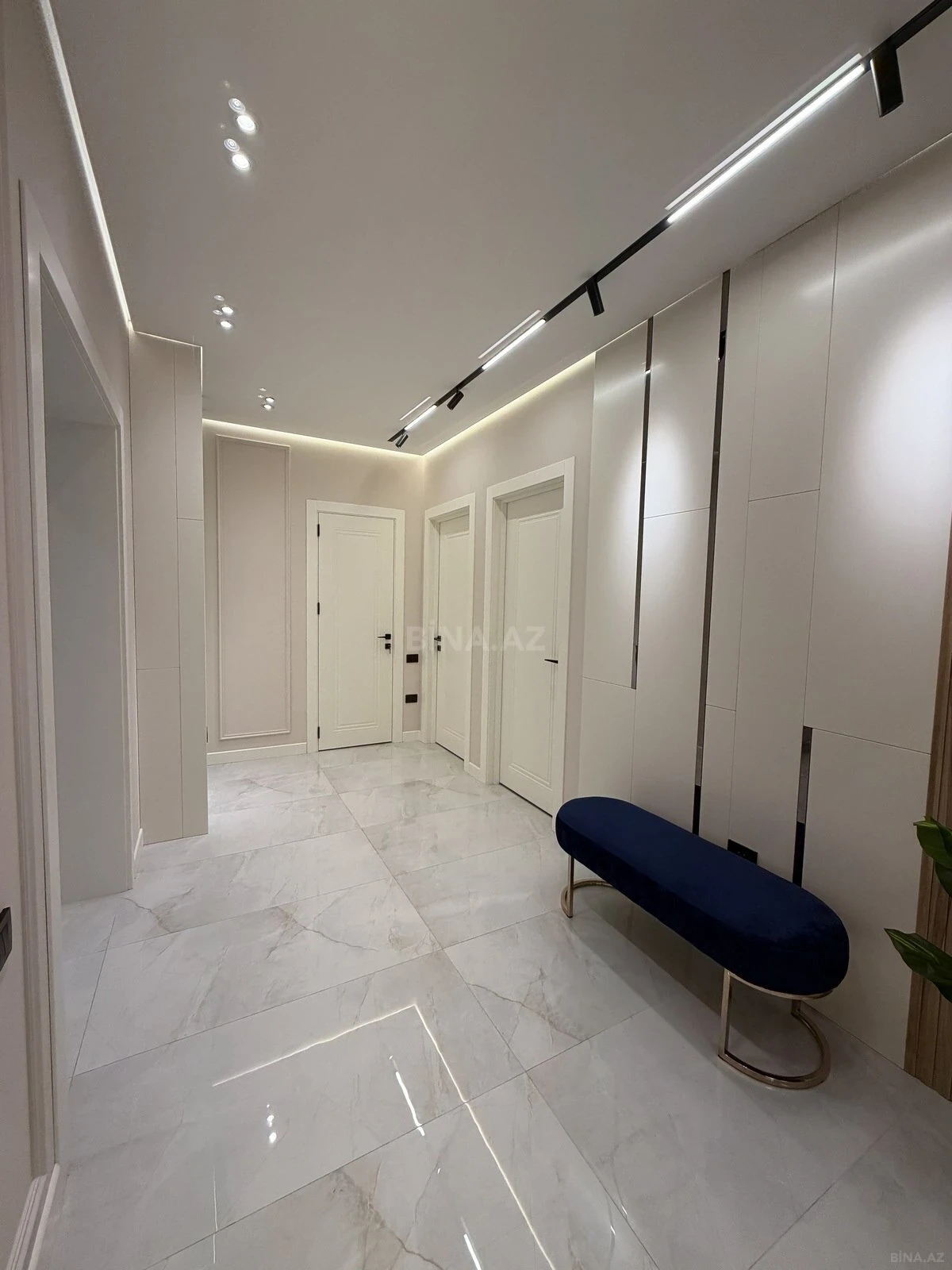Satılır 3 otaqlı mənzil 103 m²
