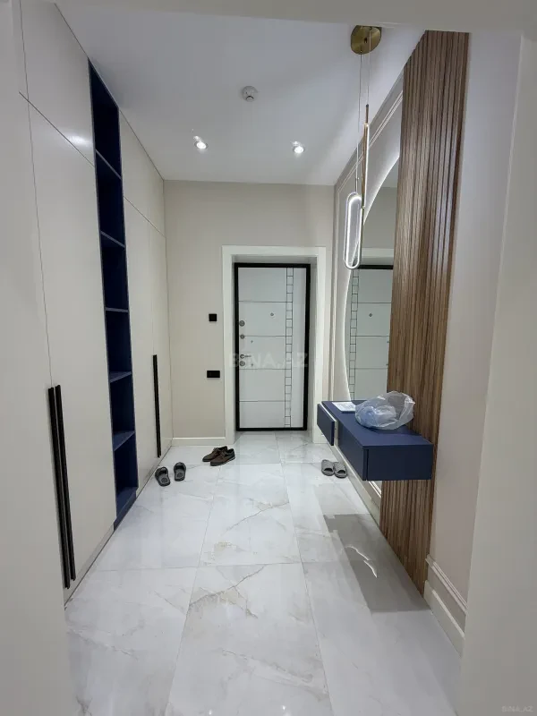 Satılır 3 otaqlı mənzil 103 m²