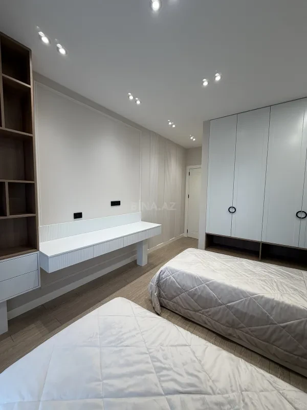 Satılır 3 otaqlı mənzil 103 m²