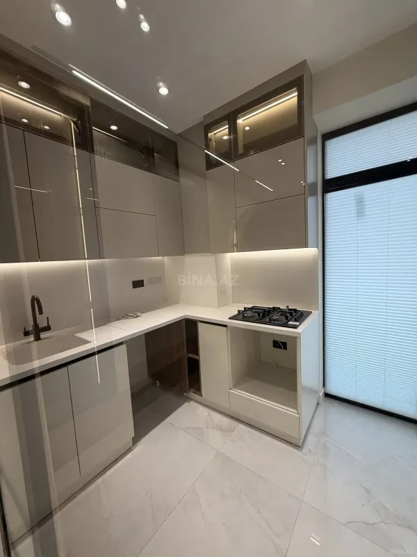 Satılır 3 otaqlı mənzil 103 m²