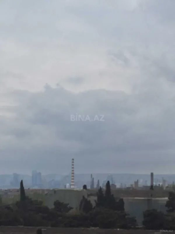 Satılır 2 otaqlı mənzil 81 m²