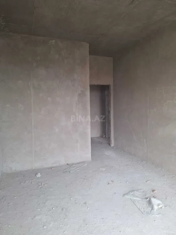 Satılır 2 otaqlı mənzil 81 m²