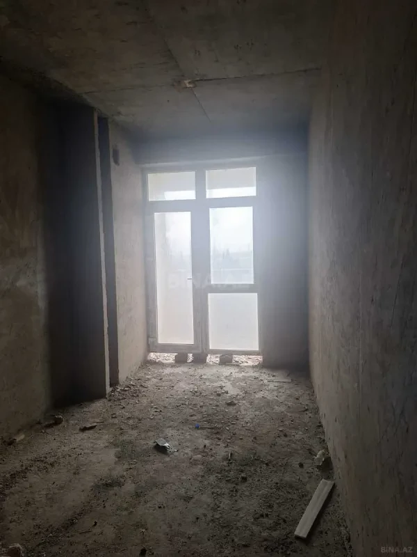 Satılır 2 otaqlı mənzil 81 m²