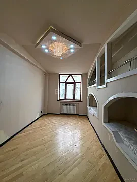 Satılır 3 otaqlı mənzil 97 m²