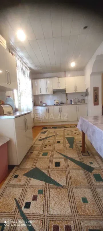 Satılır 4 otaqlı mənzil 85 m²