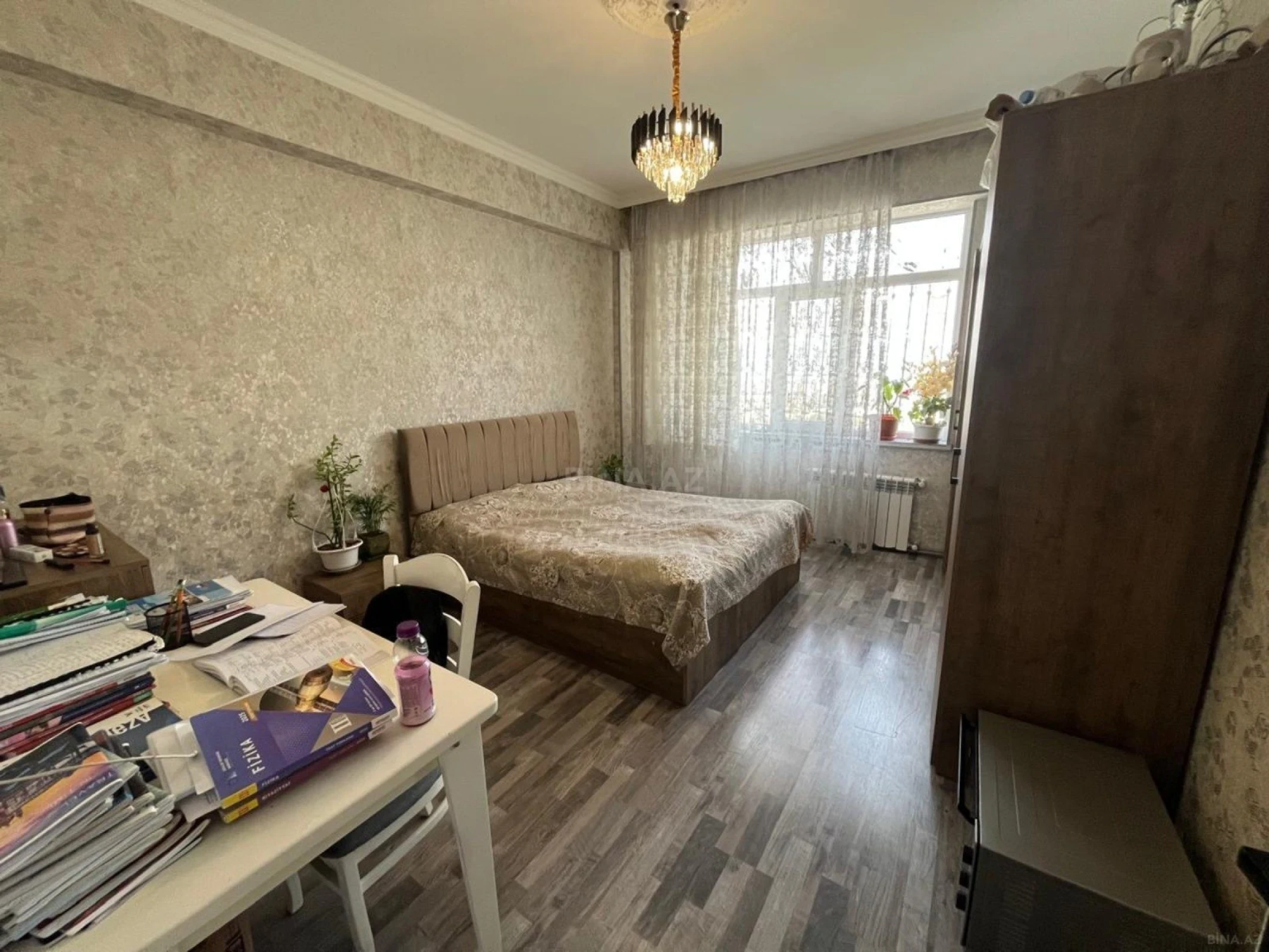 Satılır 2 otaqlı mənzil 42 m²