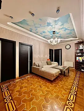 Satılır 4 otaqlı mənzil 162 m²