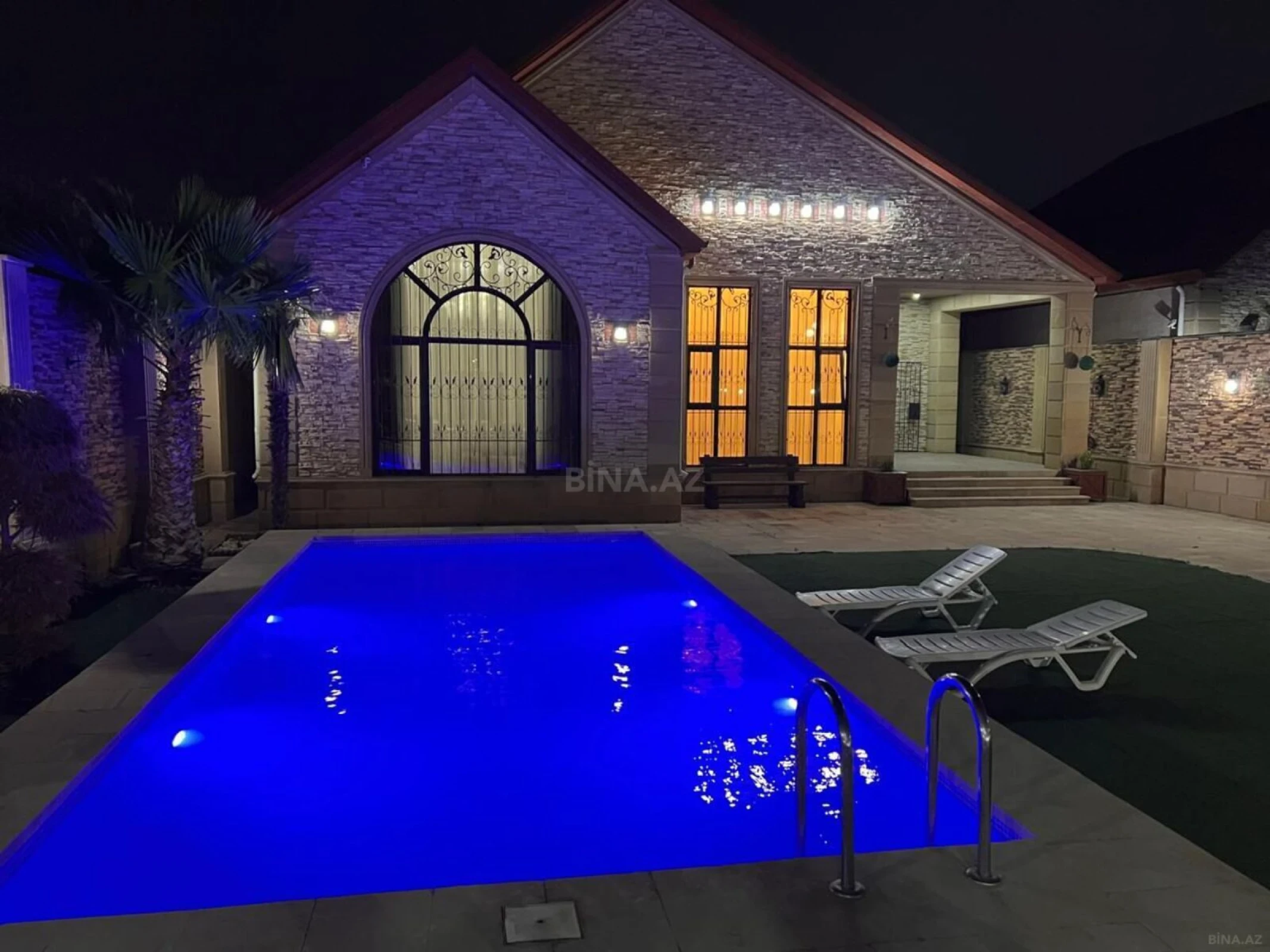 Kirayə verilir 3 otaqlı həyət evi 220 m²