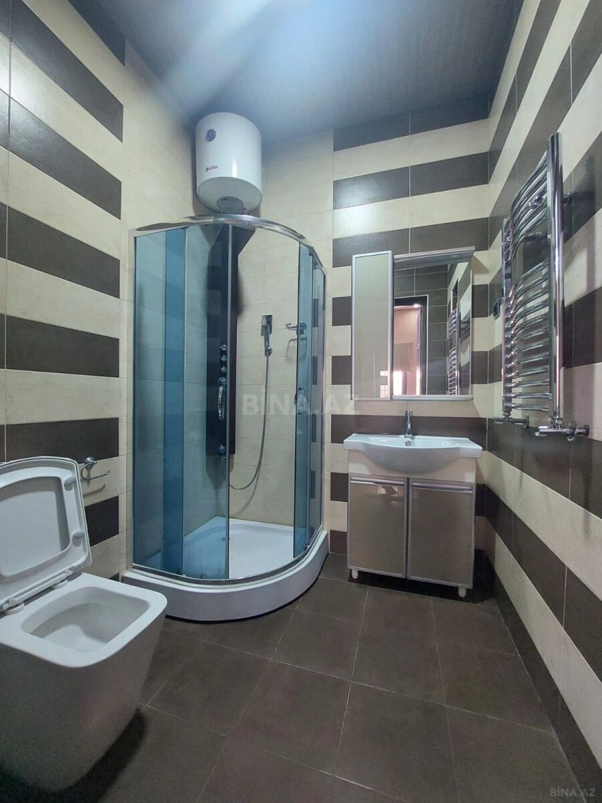 Kirayə verilir 3 otaqlı həyət evi 220 m²