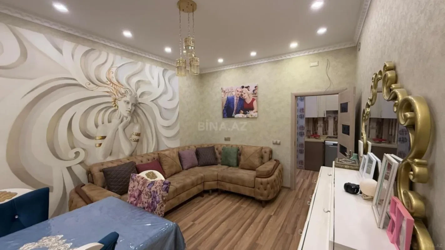 Kirayə verilir 2 otaqlı mənzil 75 m²
