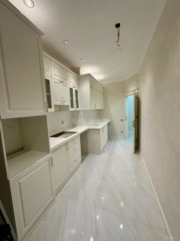 Satılır 3 otaqlı mənzil 95 m²