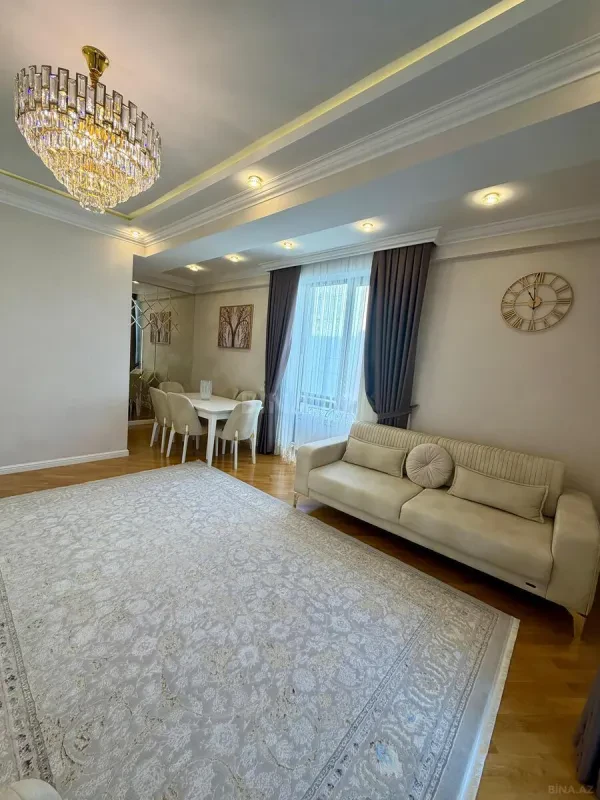 Satılır 3 otaqlı mənzil 95 m²