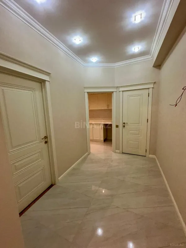 Satılır 3 otaqlı mənzil 95 m²