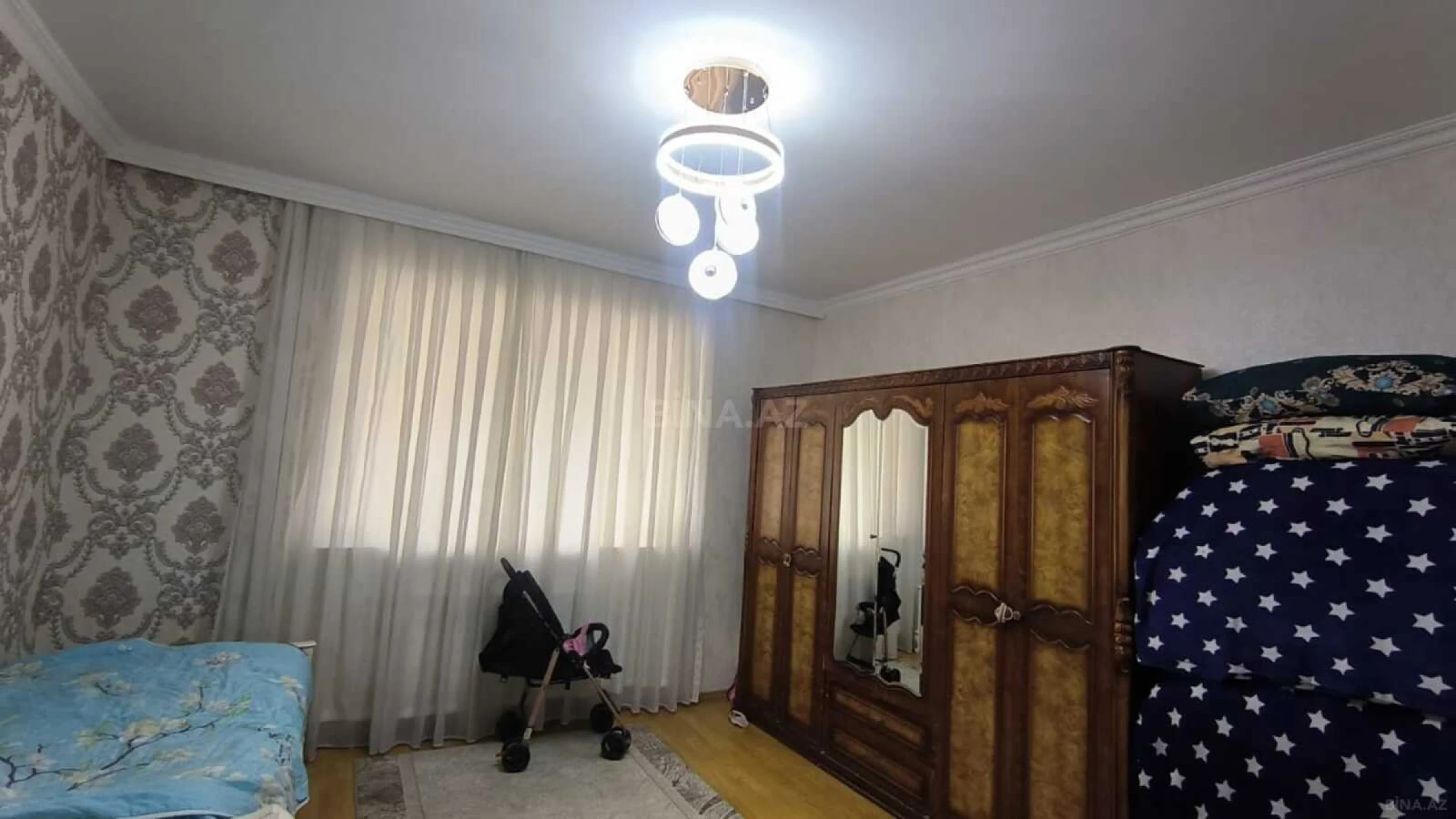 Satılır 2 otaqlı mənzil 86 m²