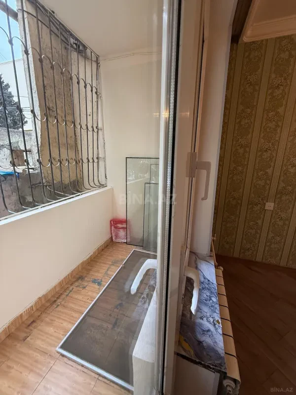 Satılır 4 otaqlı mənzil 110 m²