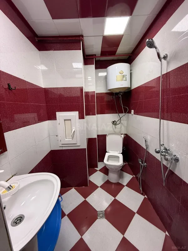 Satılır 4 otaqlı mənzil 110 m²