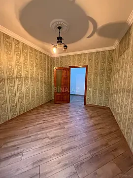 Satılır 4 otaqlı mənzil 110 m²