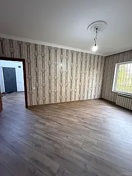Satılır 4 otaqlı mənzil 110 m²