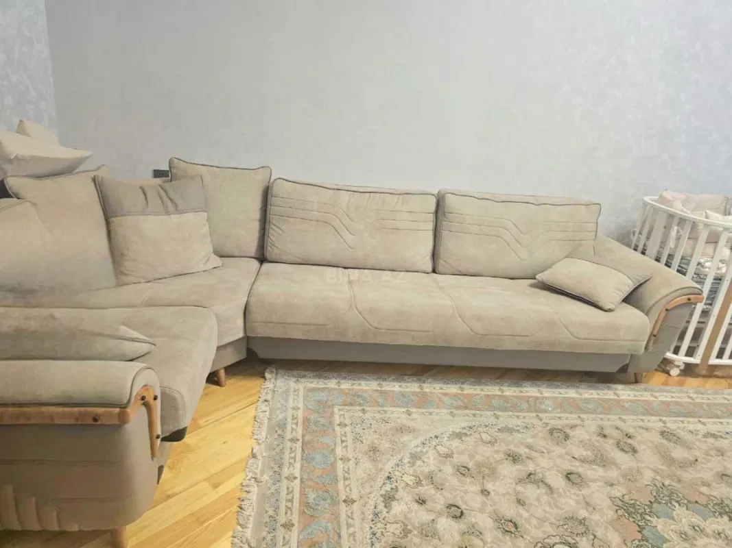 Satılır 2 otaqlı mənzil 90 m²