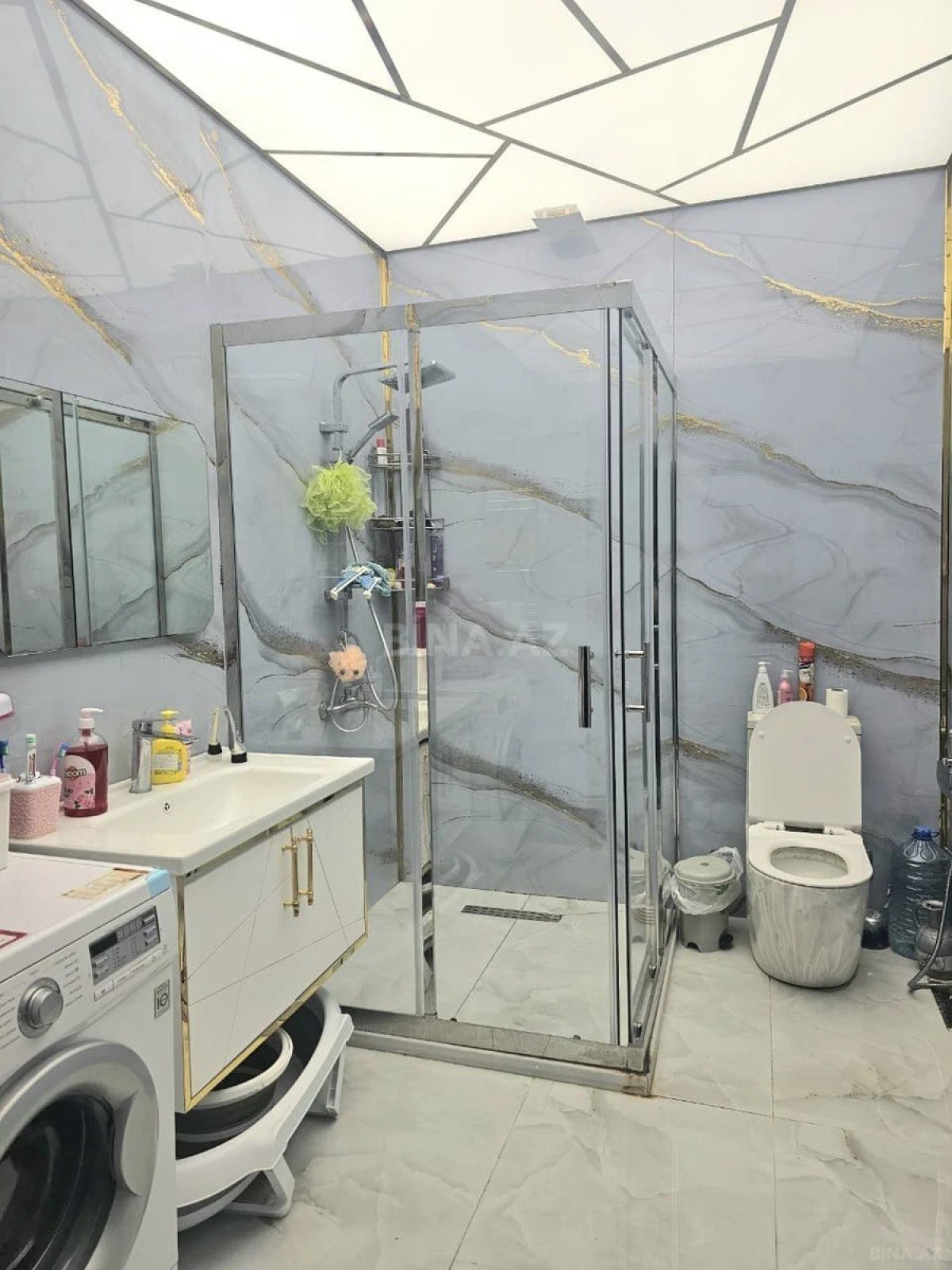 Satılır 2 otaqlı mənzil 90 m²