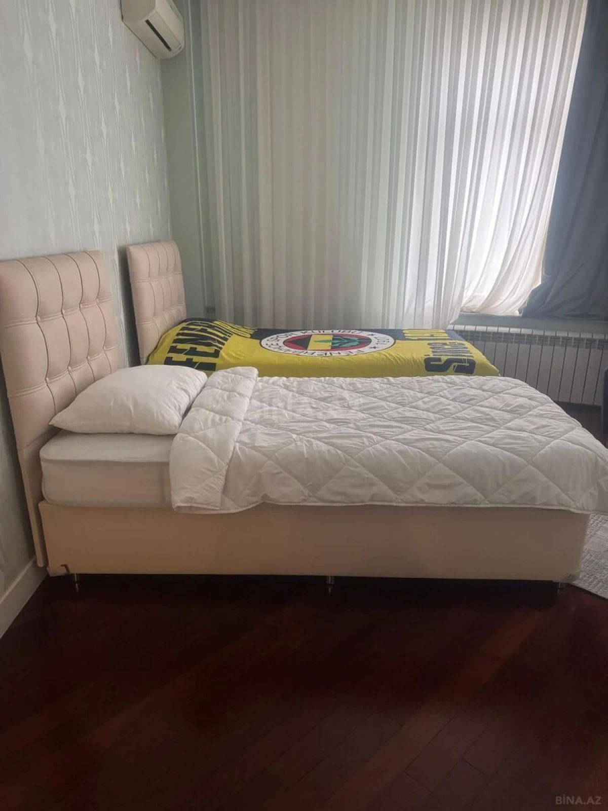 Satılır 3 otaqlı mənzil 145 m²
