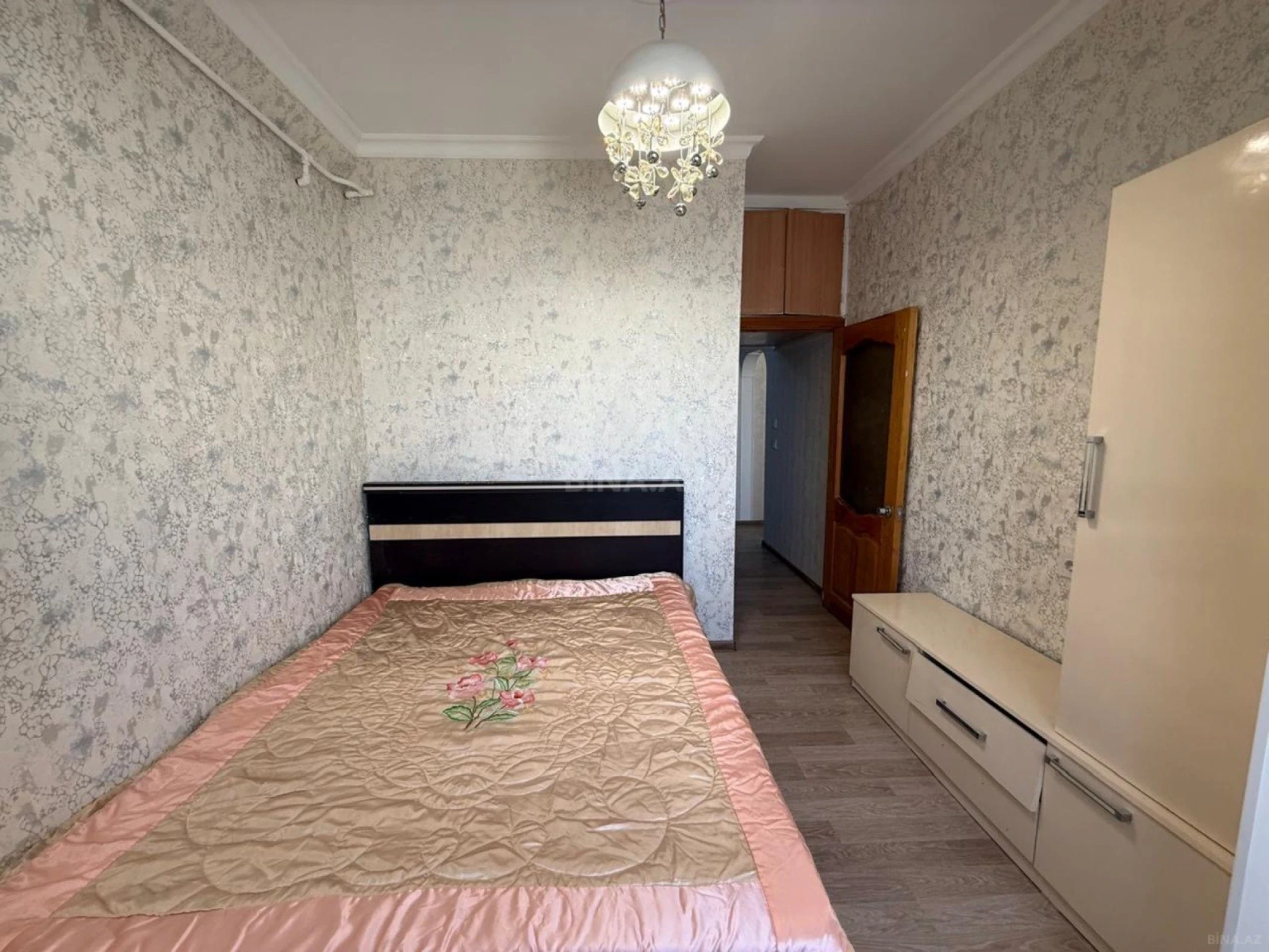 Satılır 2 otaqlı mənzil 40 m²