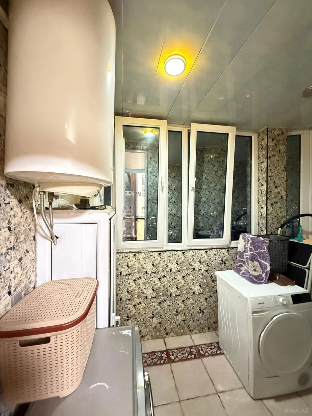 Satılır 3 otaqlı mənzil 153 m²